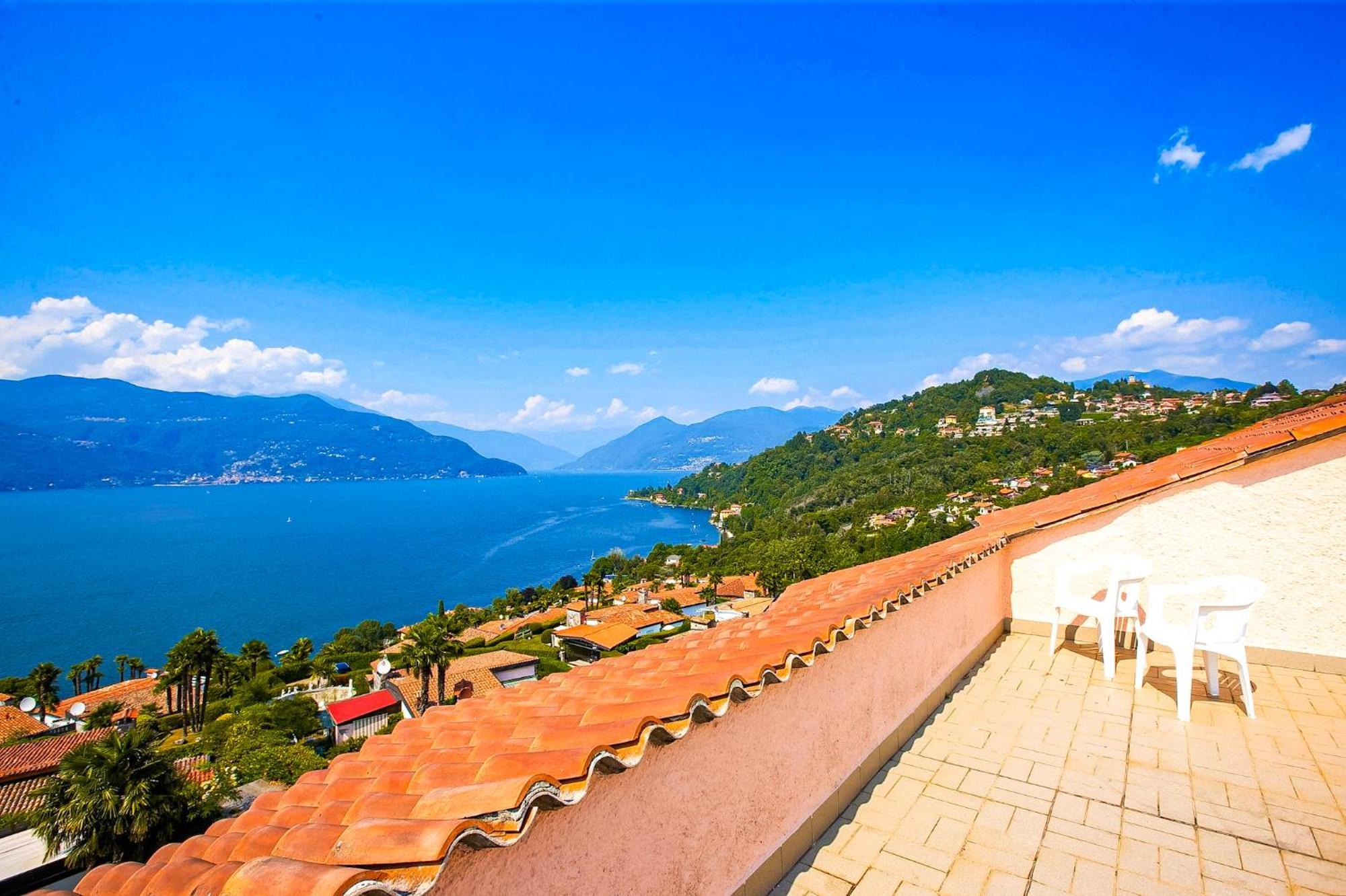 Parco Belmonte: Vista Fantastica Apartment Brezzo Bagian luar foto