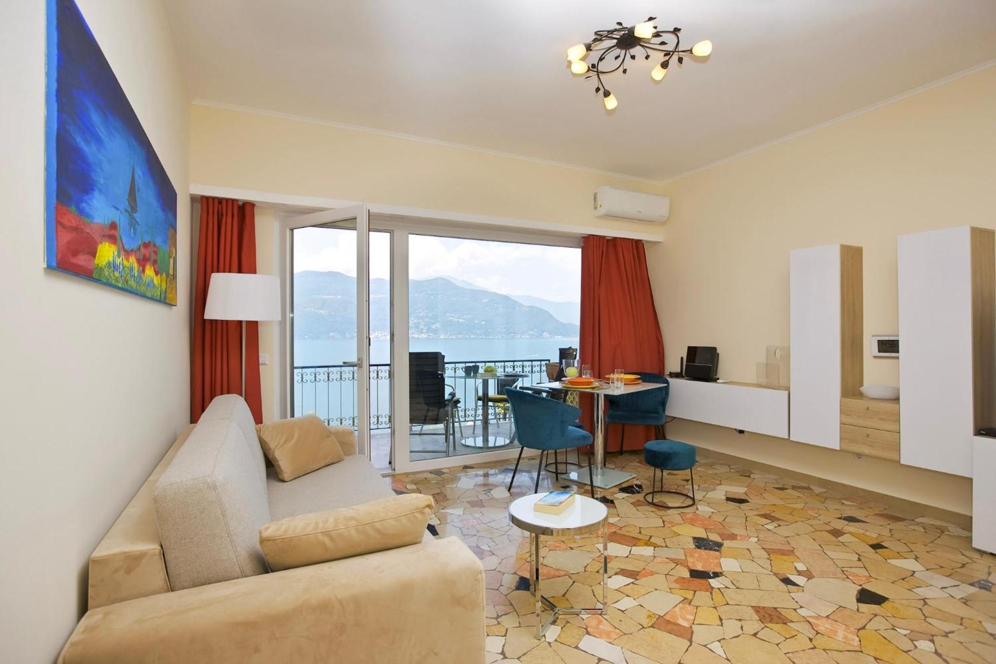 Parco Belmonte: Vista Fantastica Apartment Brezzo Bagian luar foto